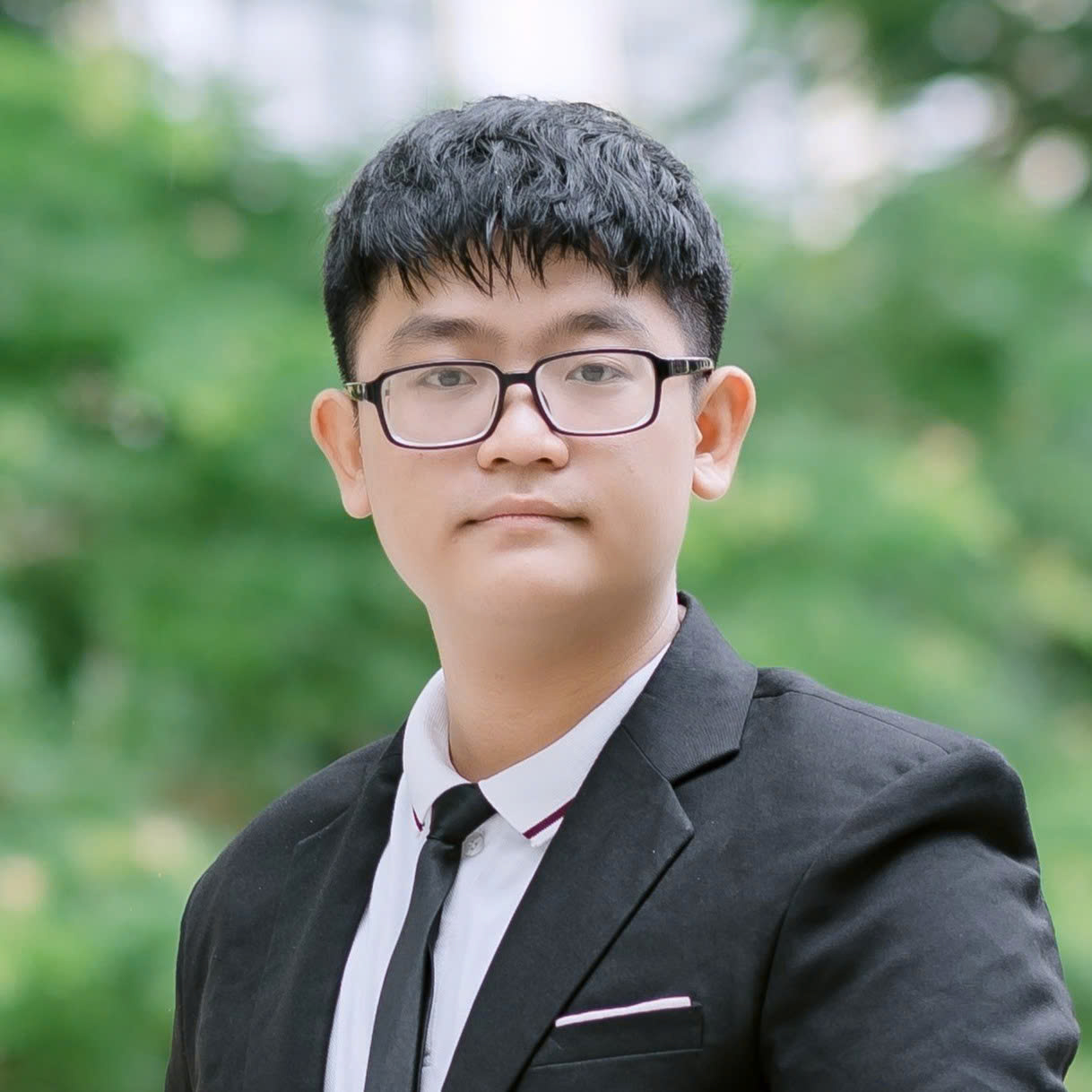 Lê Bảo Long